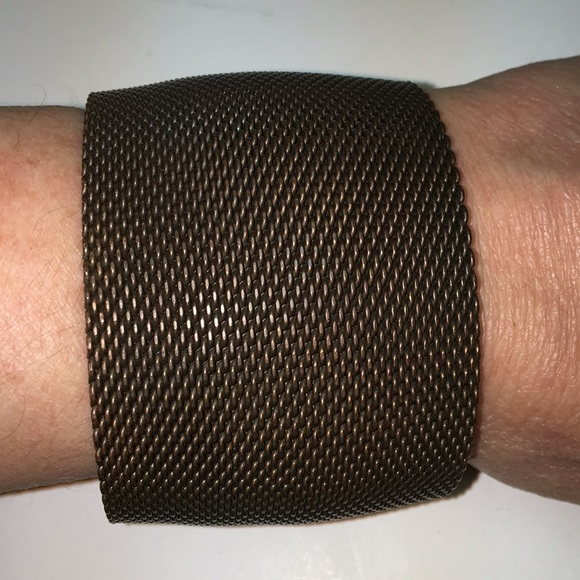 Jewelry - Bendable metal cuff bracelet